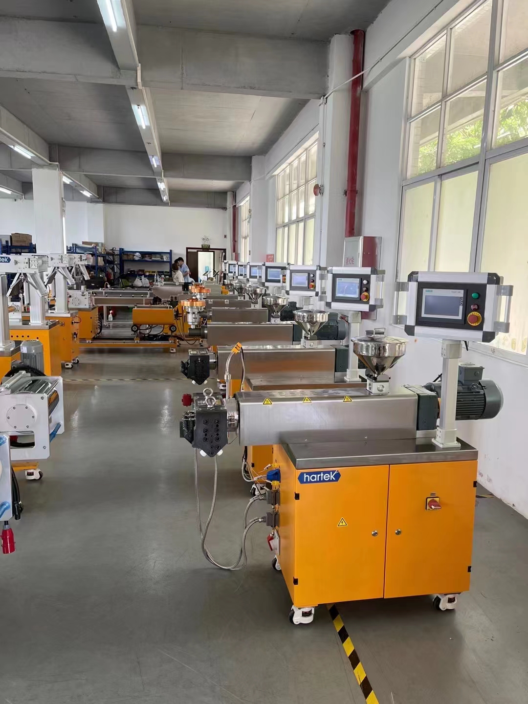 Hartek single screw extruder Hartek single screw extruder